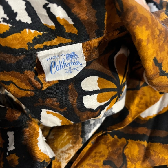 Bohemian-Style Button Down - Picture 5 of 5